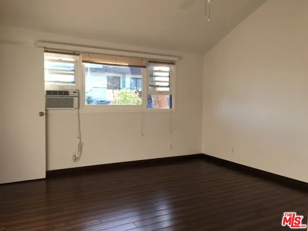 $2,200 | 3127 18th Street, Unit GUESTHOUSE, Santa Monica, CA 90405