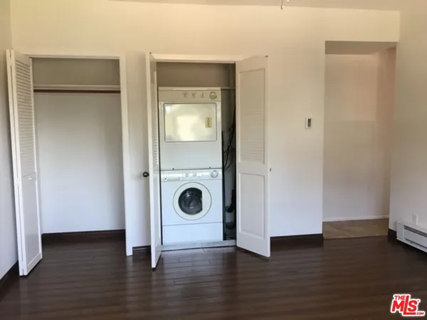 $2,200 | 3127 18th Street, Unit GUESTHOUSE, Santa Monica, CA 90405