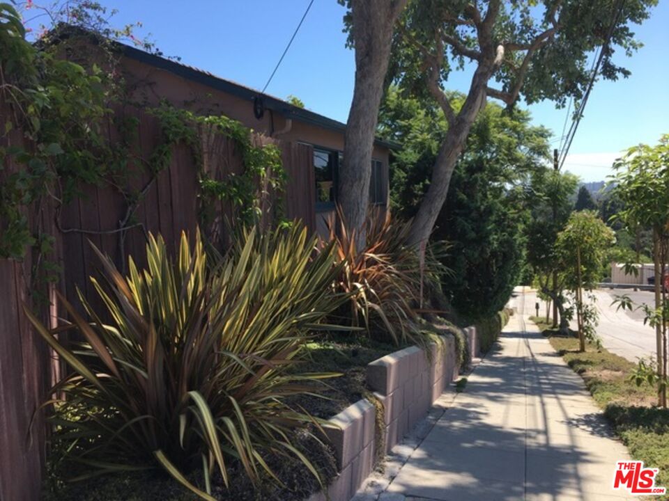 3127 18th Street, Unit GUESTHOUSE Santa Monica, CA 90405 - Photo 8 of 10