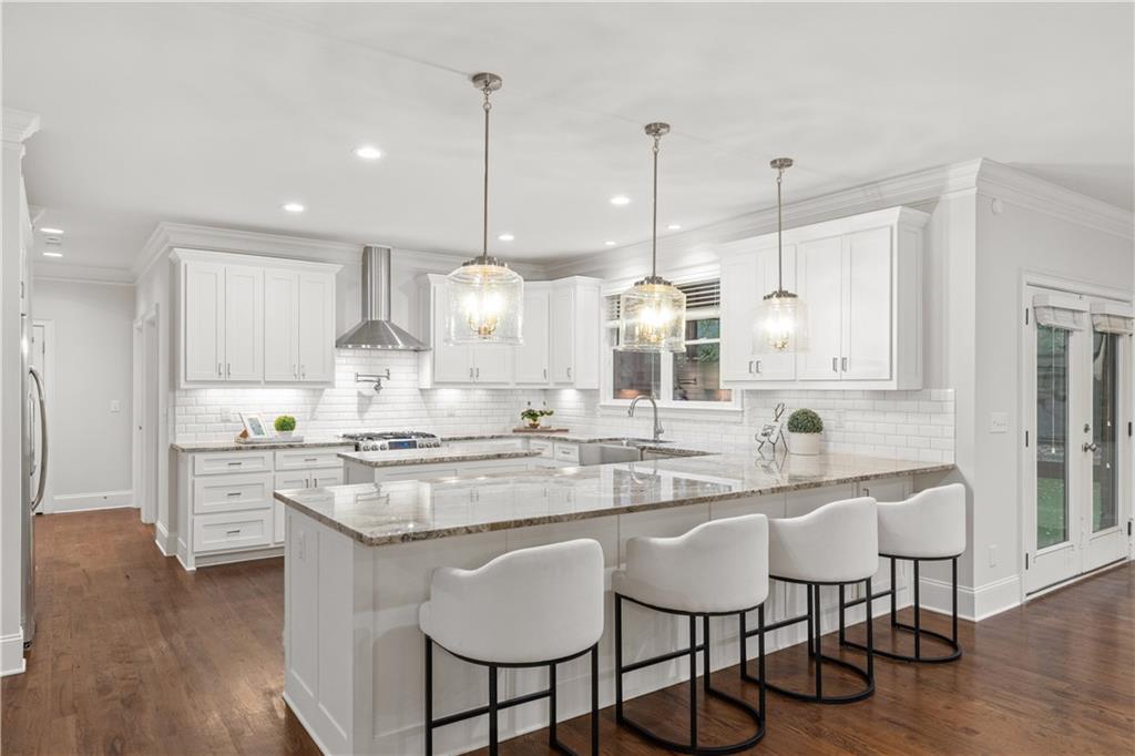 211 West Hill Street Decatur, GA 30030 - Photo 9 of 41