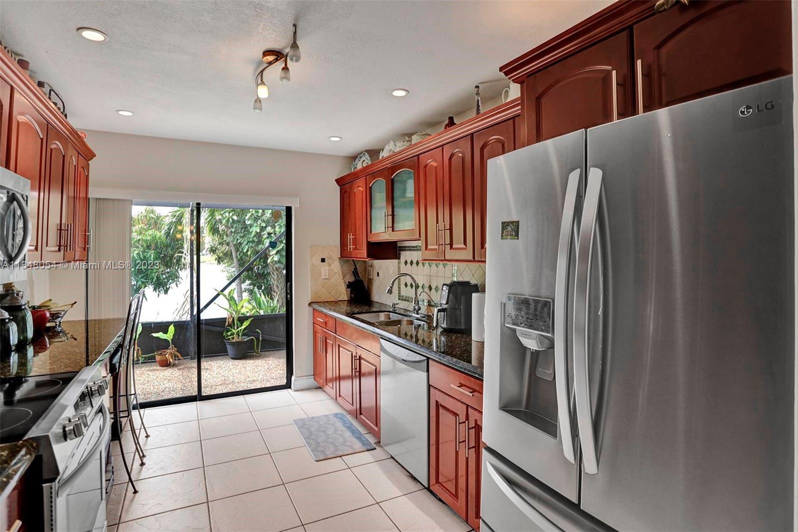 5251 Gate Lake Road, Unit 5251 Tamarac, FL 33319 - Photo 39 of 50 Gallery Image 39