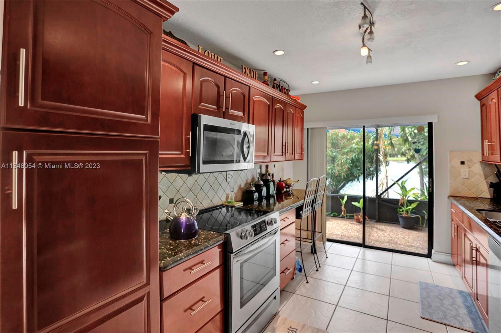 5251 Gate Lake Road, Unit 5251 Tamarac, FL 33319 - Photo 40 of 50 Gallery Image 40
