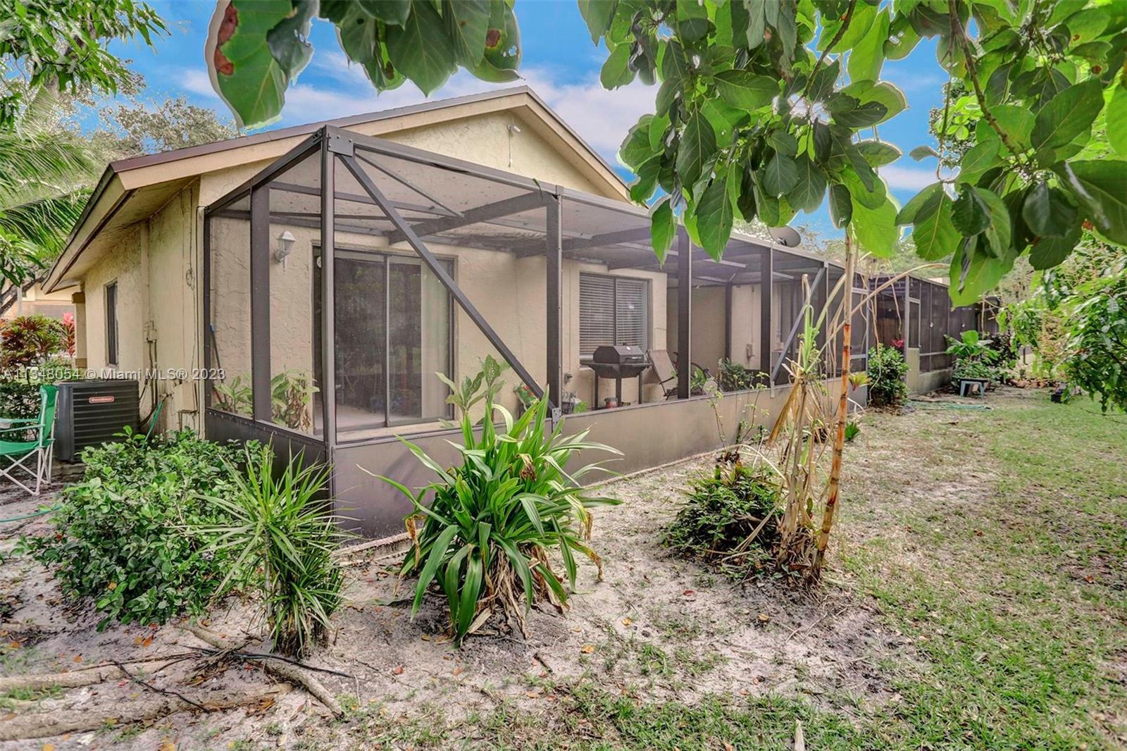 5251 Gate Lake Road, Unit 5251 Tamarac, FL 33319 - Photo 5 of 50 Gallery Image 5