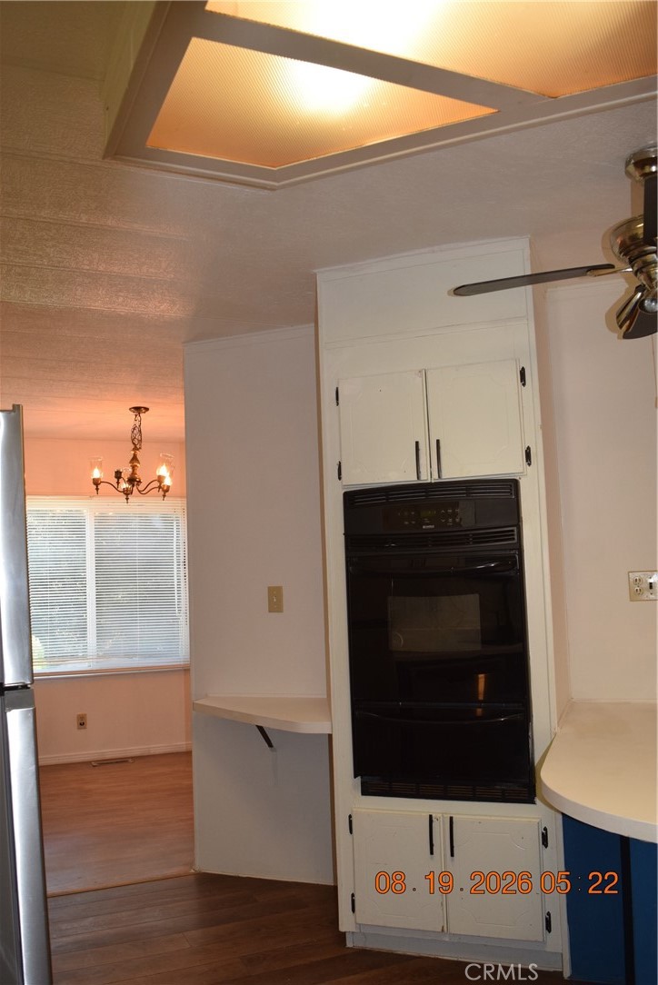 23500 The Old Road, Unit 9 Newhall, CA 91321 - Photo 25 of 56 Kitchen view towards living room.
