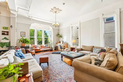 $2,400,000 | 1545 Dwight Way, Berkeley, CA 94703
