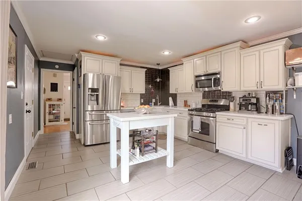 $350,000 | 705 West 91st Street, Kansas City, MO 64114