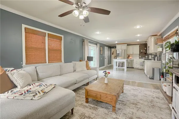 $350,000 | 705 West 91st Street, Kansas City, MO 64114