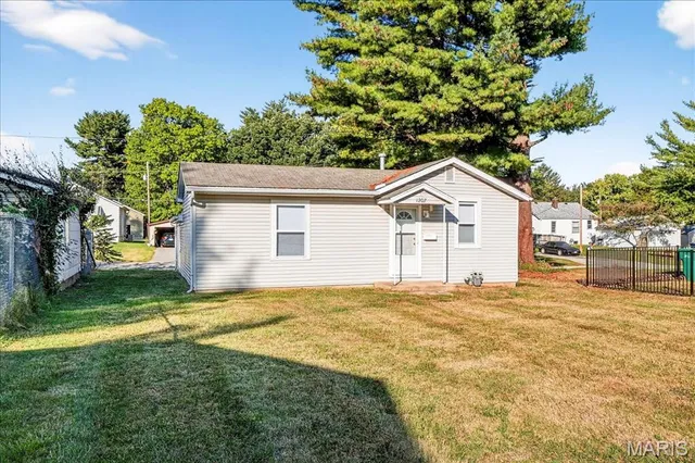 $100,000 | 1207 Kinsella Avenue, Belleville, IL 62226