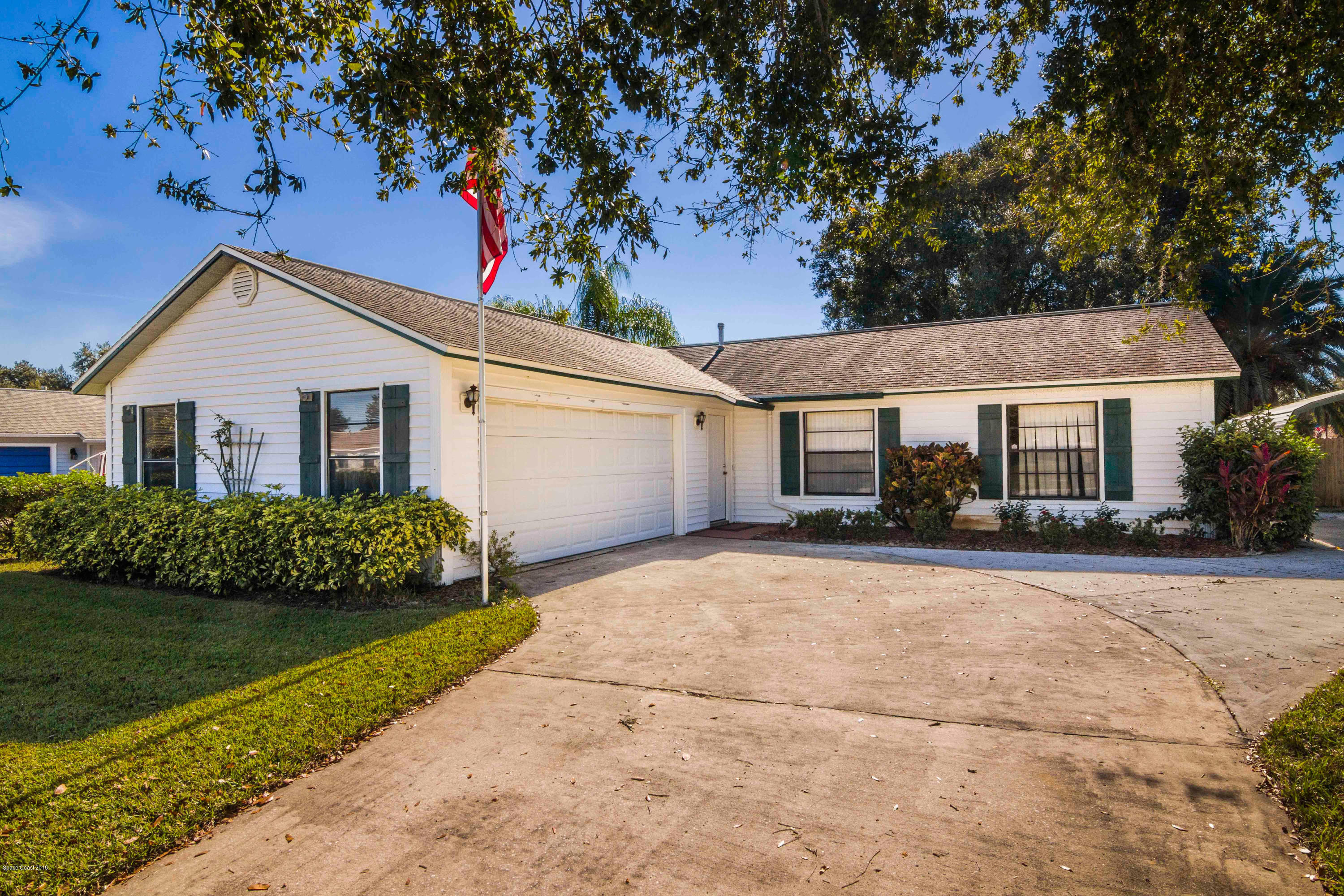 3745 Ranger Street Titusville, FL 32796 - Photo 3 of 24 IMG_9623