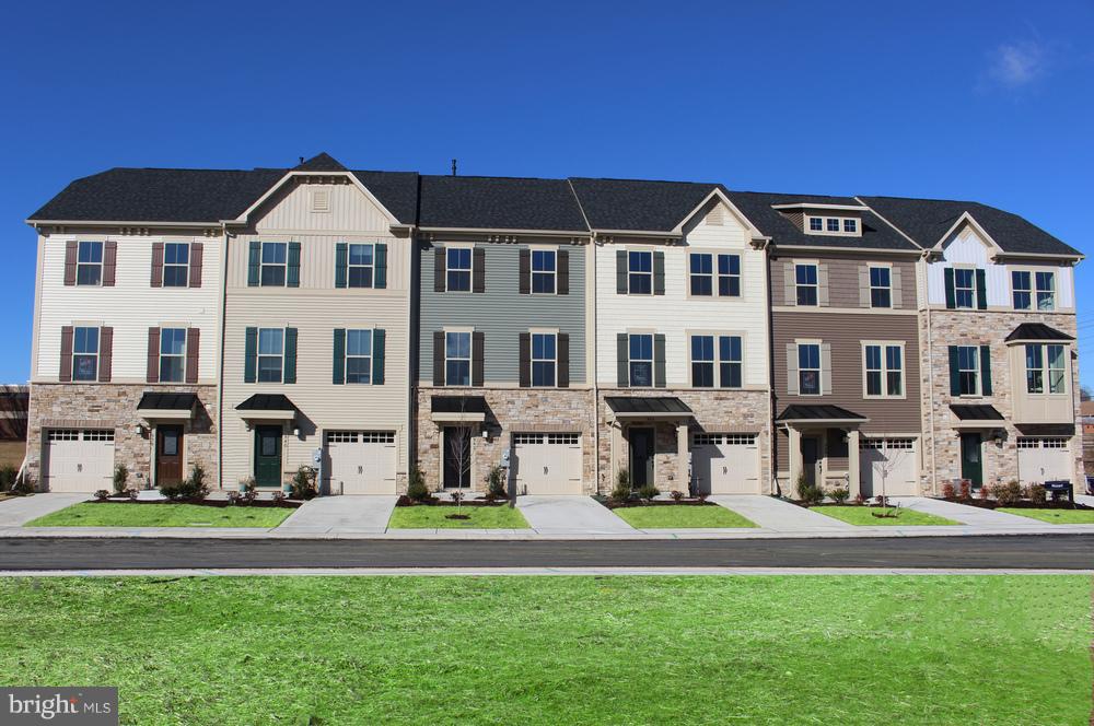 1823 Wind Gate Road Halethorpe, MD 21227 - Photo 1 of 19 Exterior (Front)