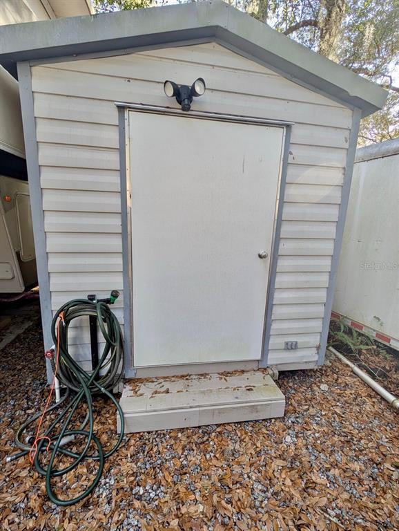 14131 Northeast 253rd Ave Road Salt Springs, FL 32134 - Photo 18 of 26 a view of a door of a house