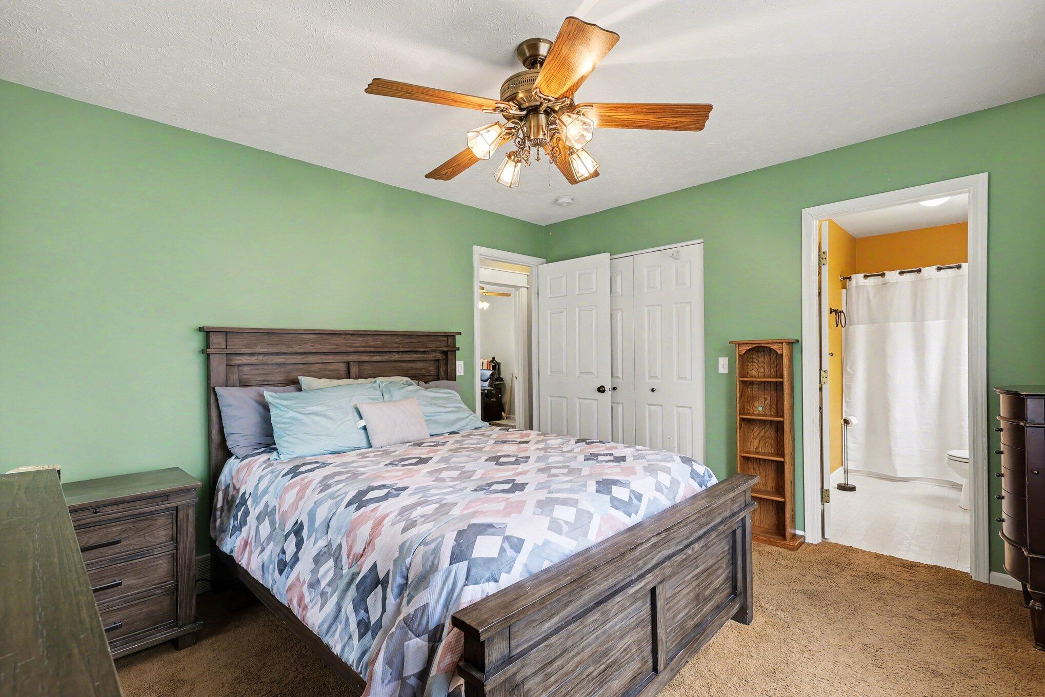 5314 West Lakewood Road Whitehall, MI 49461 - Photo 11 of 26 011_file_7339