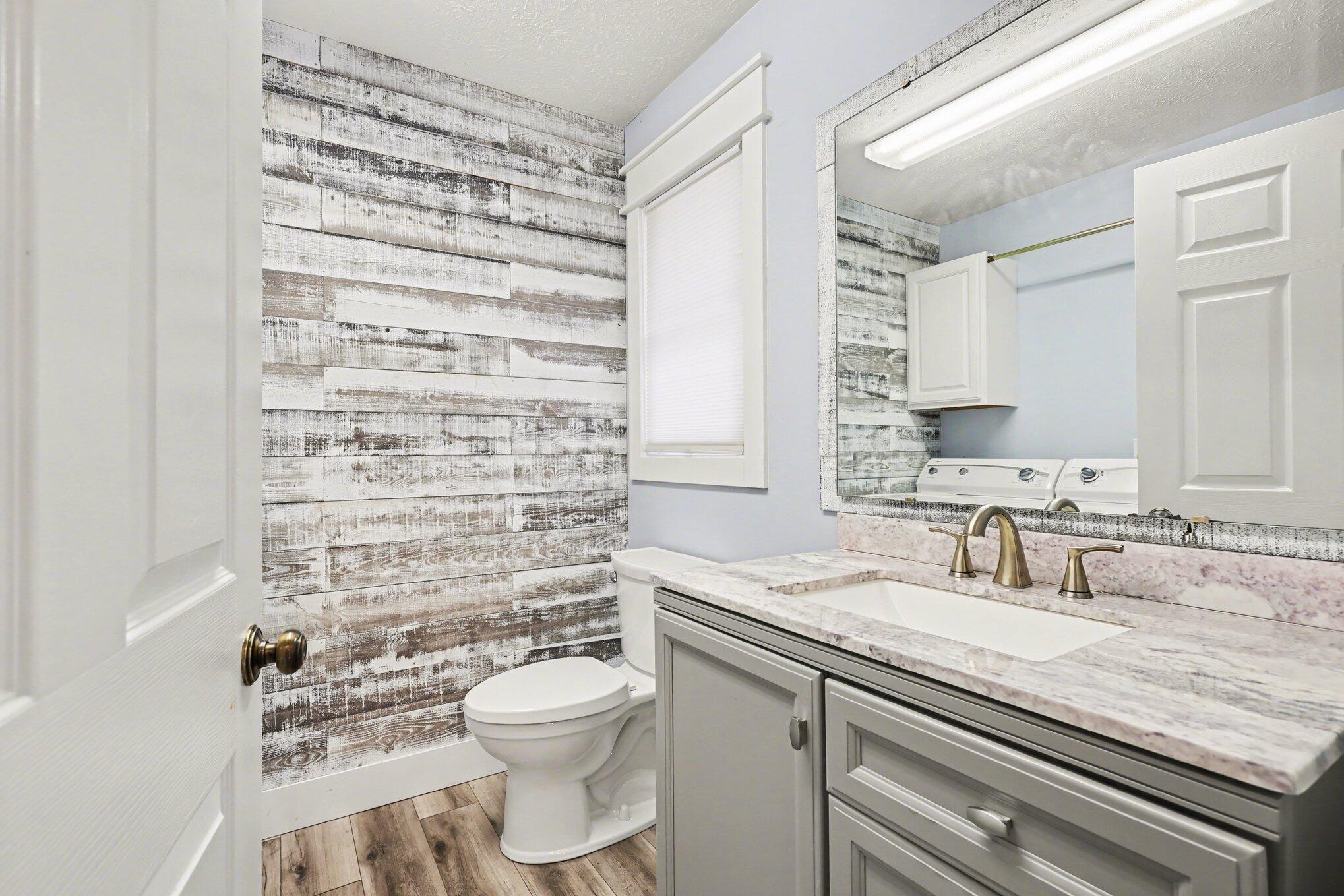 5314 West Lakewood Road Whitehall, MI 49461 - Photo 8 of 26 014_file_3320