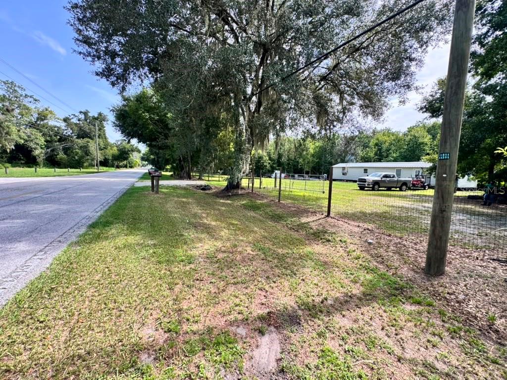 3904 Cork Road Plant City, FL 33563 - Photo 3 of 13