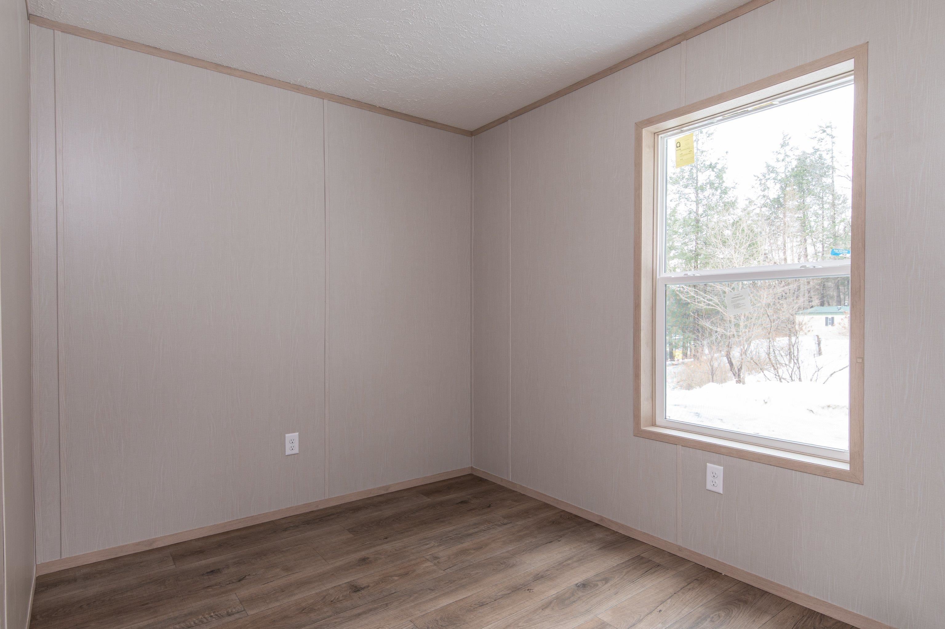76 Oak Lane Springfield, VT 05156 - Photo 5 of 24