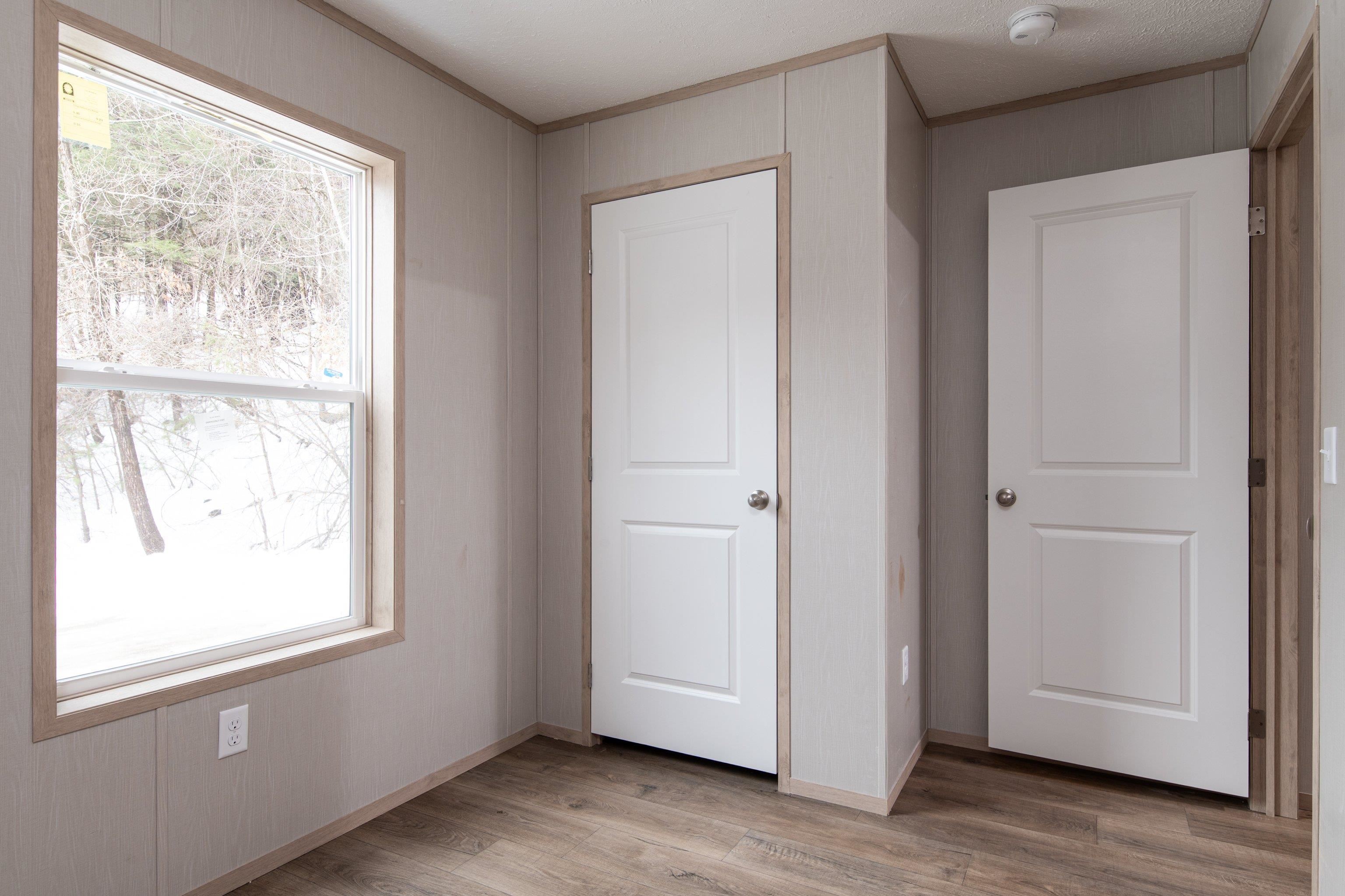 76 Oak Lane Springfield, VT 05156 - Photo 6 of 24