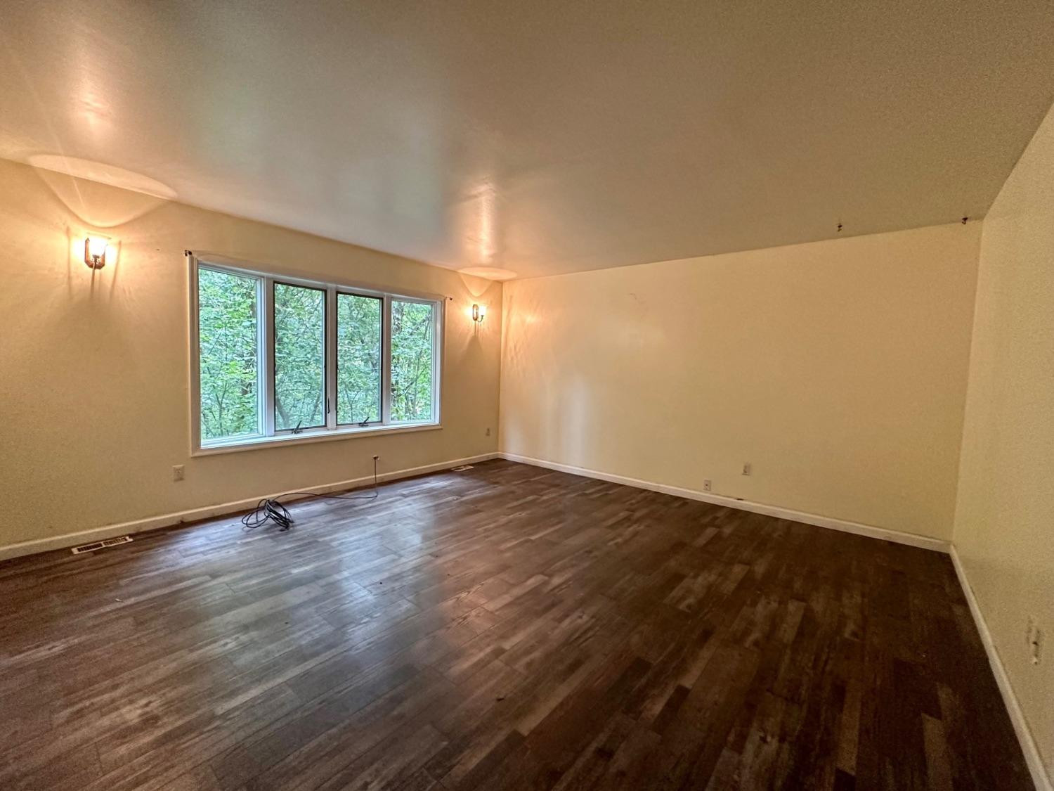 728 West Division Road Crown Point, IN 46307 - Photo 5 of 15 1500x1125