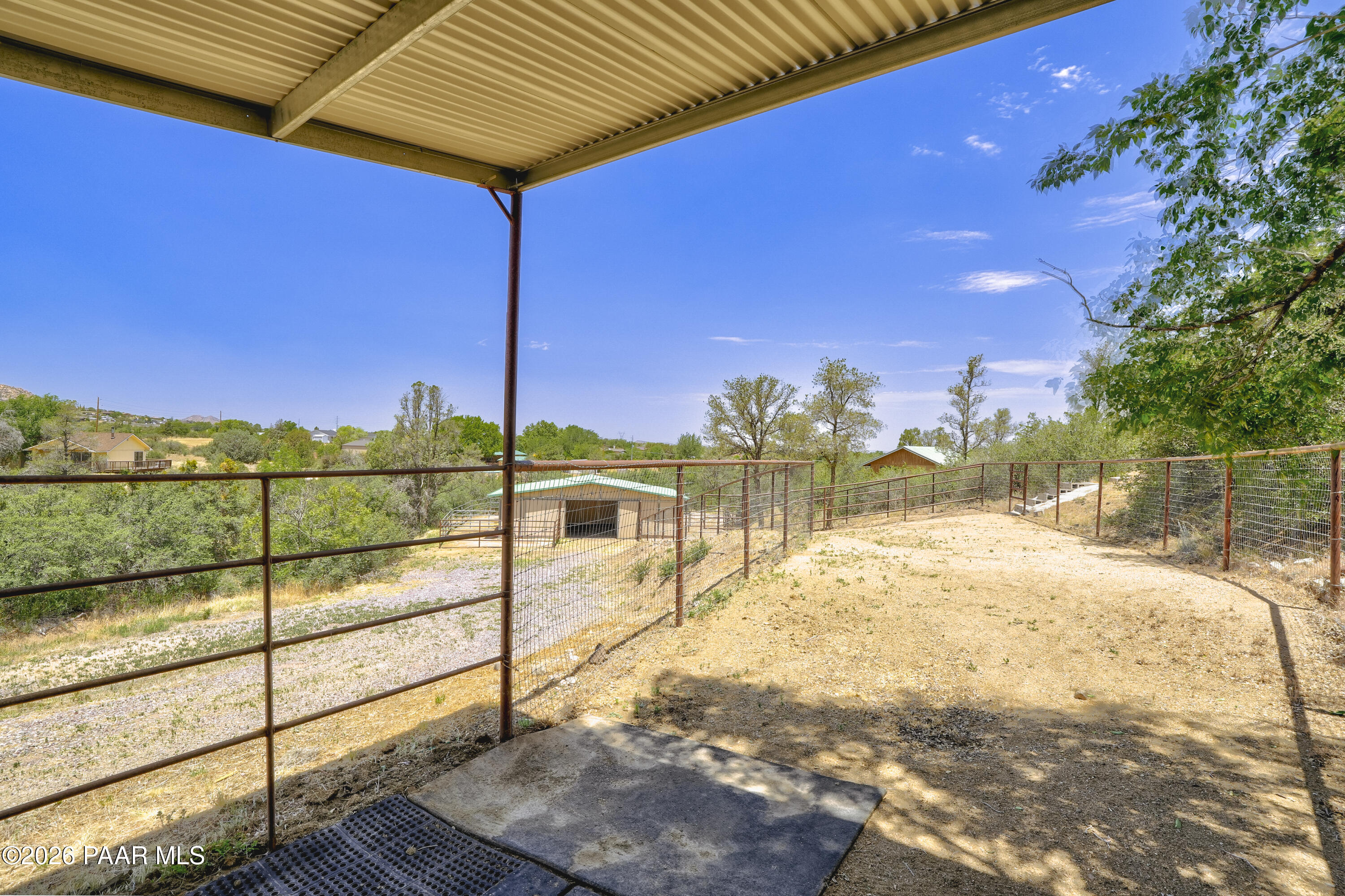 1584 West Cliff Rose Road Prescott, AZ 86305 - Photo 52 of 66 Horse Shade and Paddock
