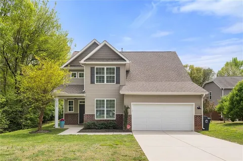 $549,900 | 6125 Sundown Drive, Greensboro, NC 27410