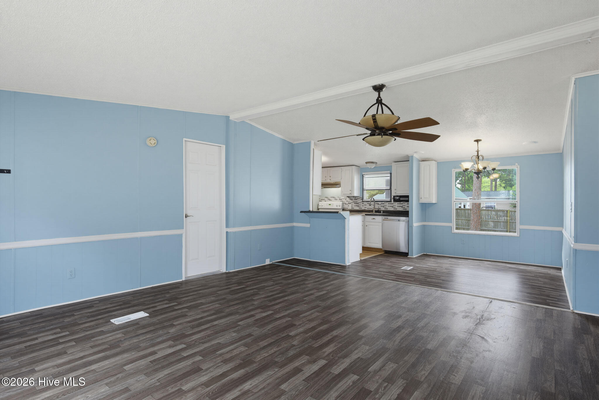 420 South Dyson Street Holly Ridge, NC 28445 - Photo 4 of 29