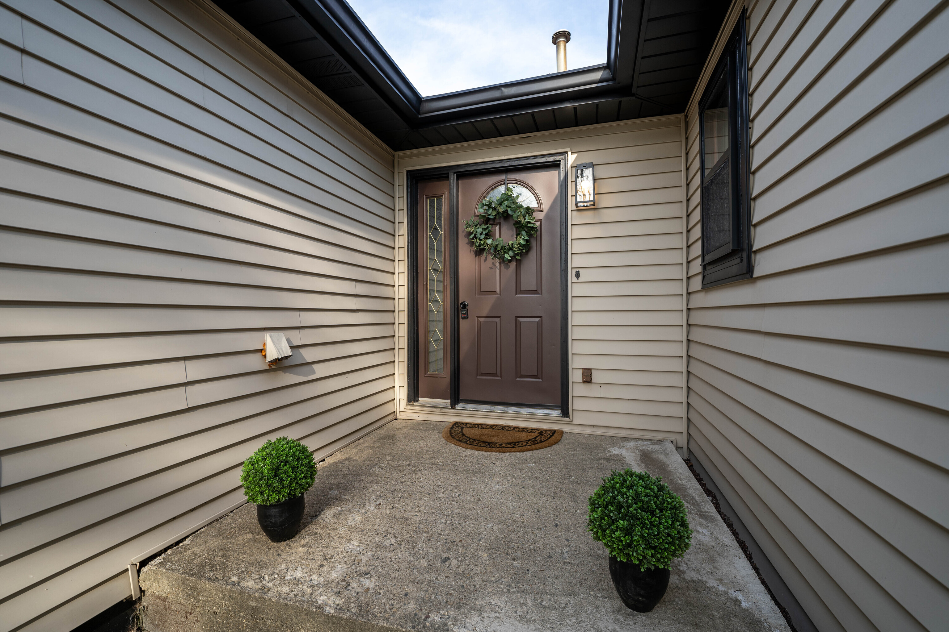 2887 North Centerline Road Franklin, IN 46131 - Photo 2 of 38 Gallery Image 2