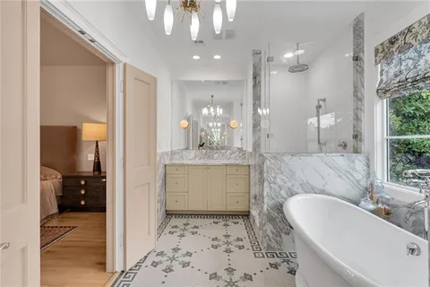 $1,425,000 | 201 Bellaire Drive, New Orleans, LA 70124