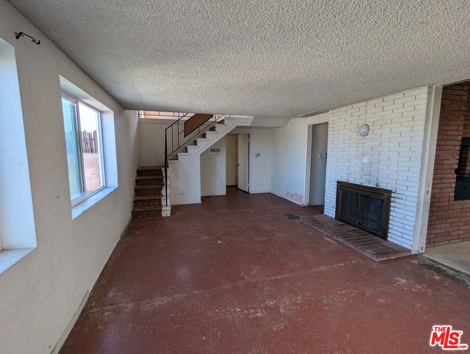 343 Fowling Street Playa del Rey, CA 90293 - Photo 9 of 52