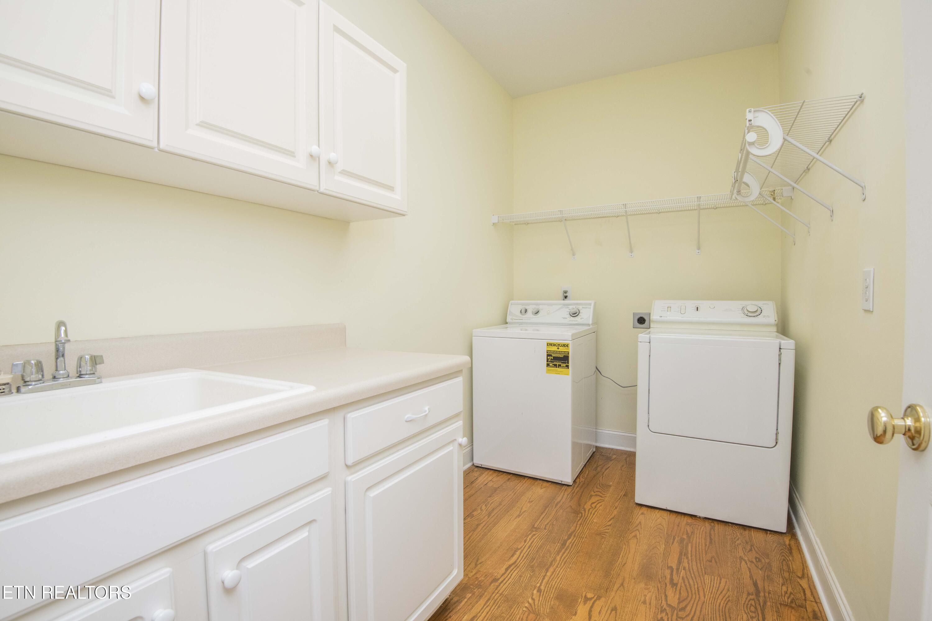 552 Windham Hill Road Knoxville, TN 37934 - Photo 34 of 60 laundry_1
