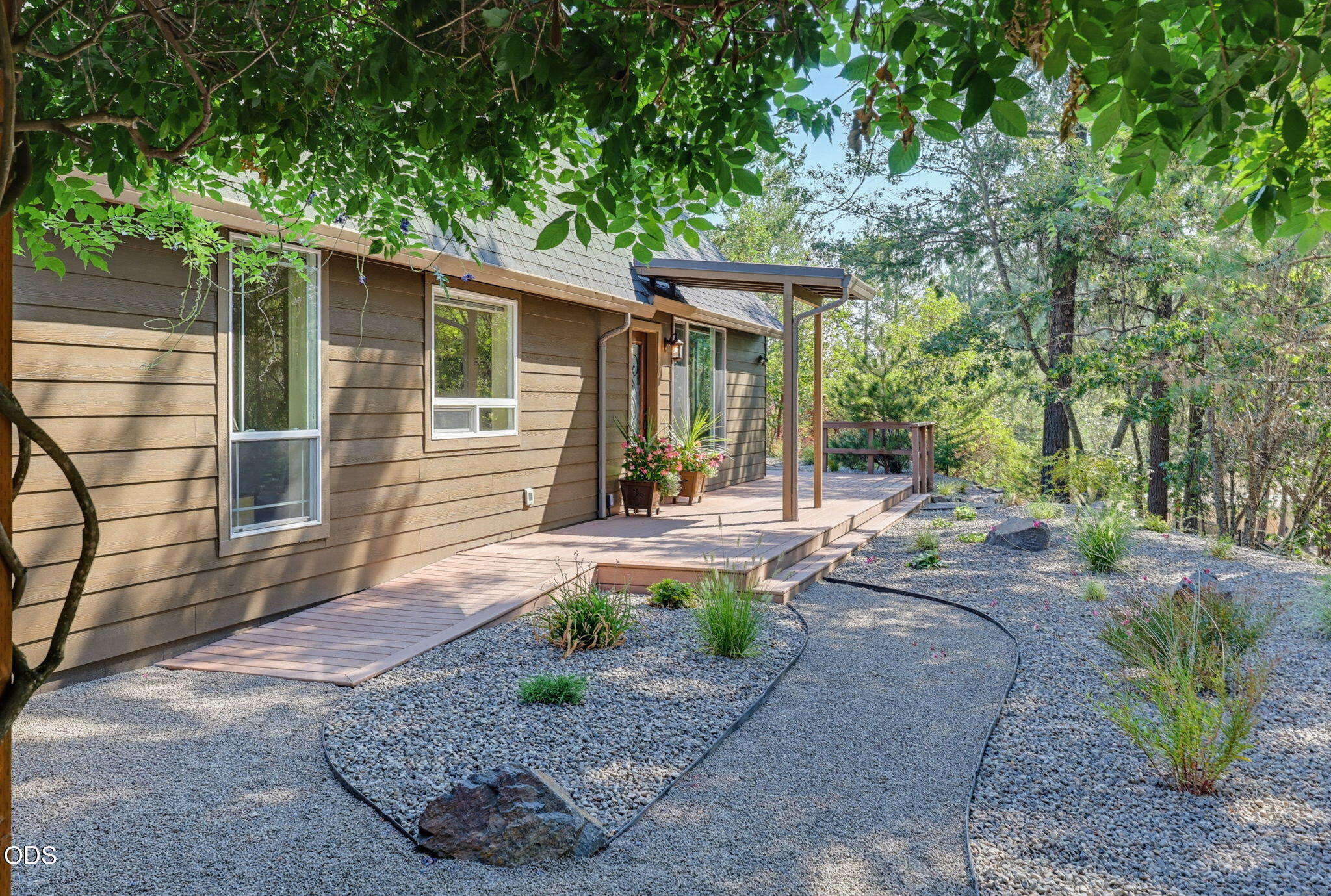 2355 Johns Peak Road Central Point, OR 97502 - Photo 67 of 114 Gallery Image 67