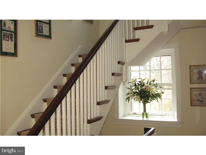 210 South Radnor Chester Road Villanova, PA 19085 - Photo 13 of 23 Hallway