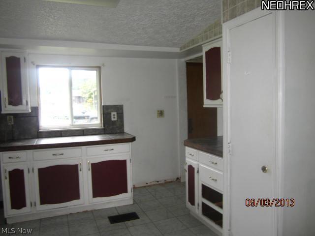 3356 Cottage Grove Road Akron, OH 44319 - Photo 8 of 13 Gallery Image 8