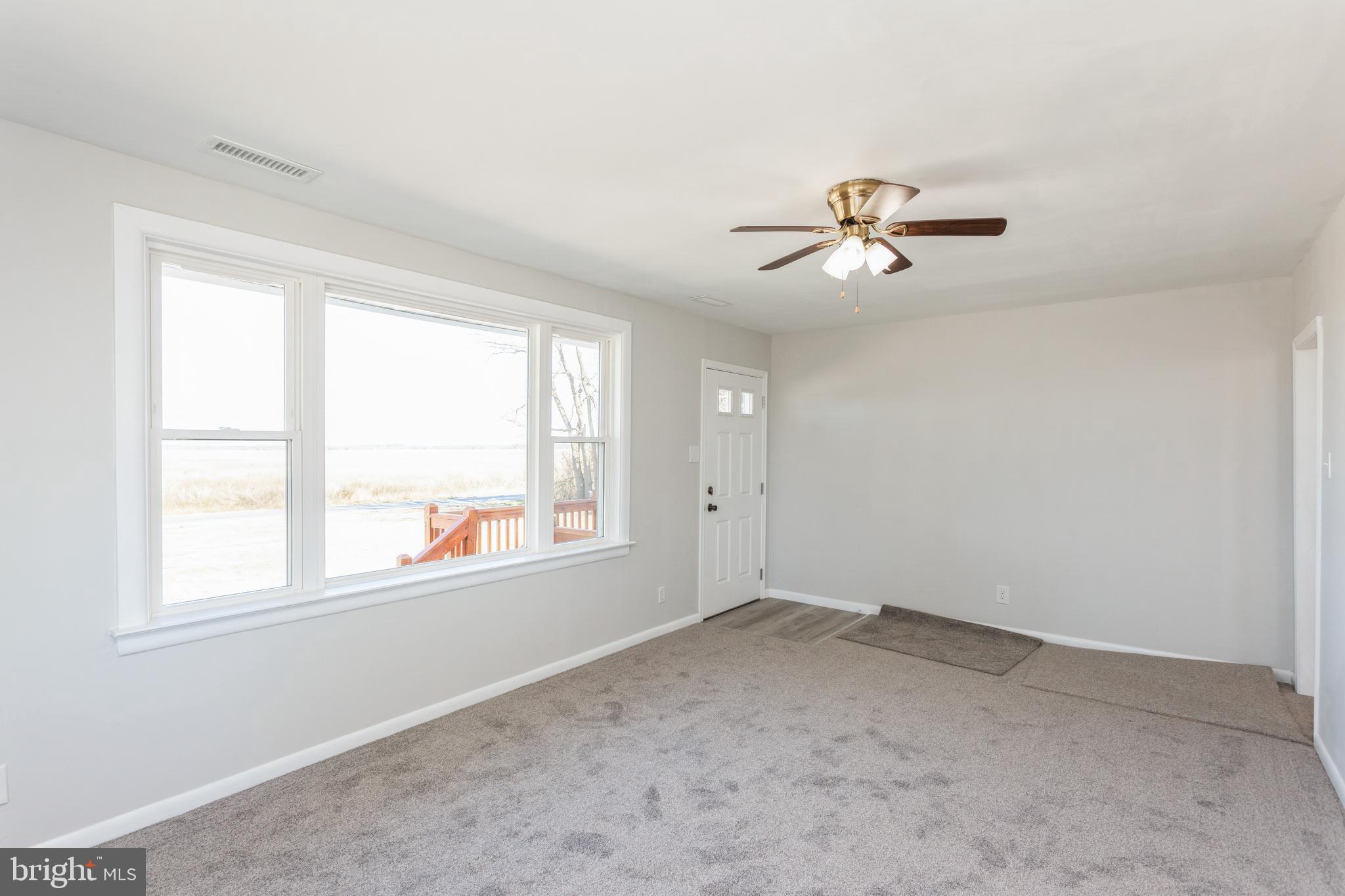 7744 Riverview Road Westover, MD 21871 - Photo 8 of 31 Living Room with loads of natural light !