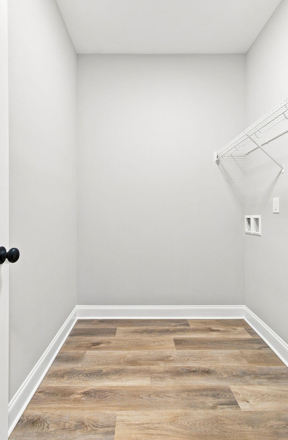 916 Airport Road, Unit 102 Chattanooga, TN 37421 - Photo 13 of 18 Laundry Room