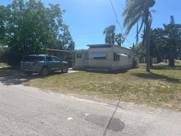 $1,100 | 1949 Hess Drive, Holiday, FL 34691