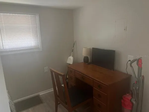 $1,100 | 1949 Hess Drive, Holiday, FL 34691