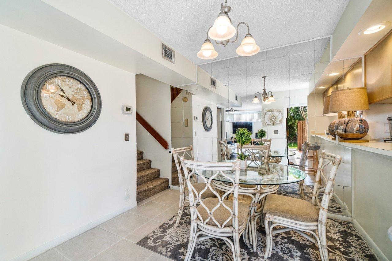 22946 Oxford Place, Unit B Boca Raton, FL 33433 - Photo 17 of 28 017-22946OxfordPlace-BocaRaton-FL-33433-