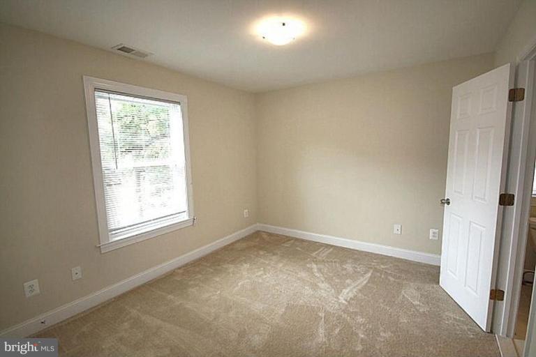 11510 Grandview Avenue Silver Spring, MD 20902 - Photo 20 of 29 Bedroom #2