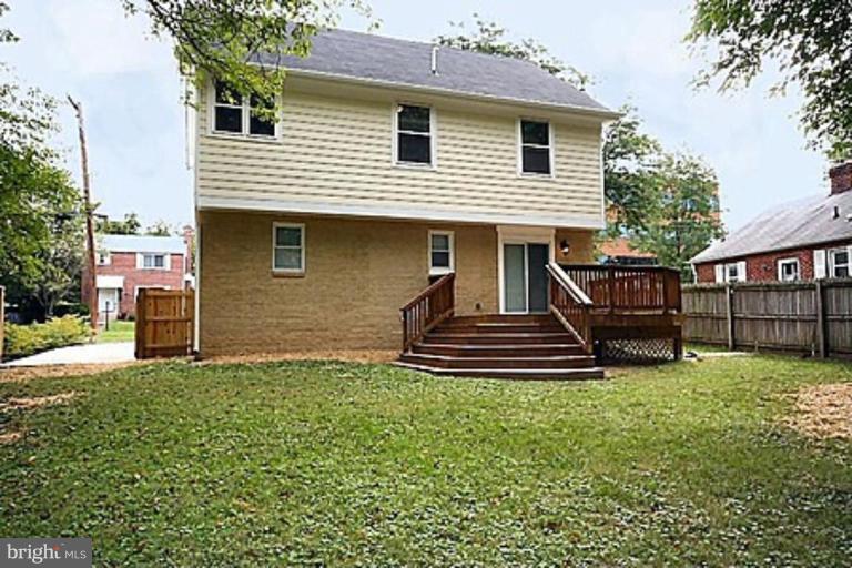 11510 Grandview Avenue Silver Spring, MD 20902 - Photo 29 of 29 Back yard