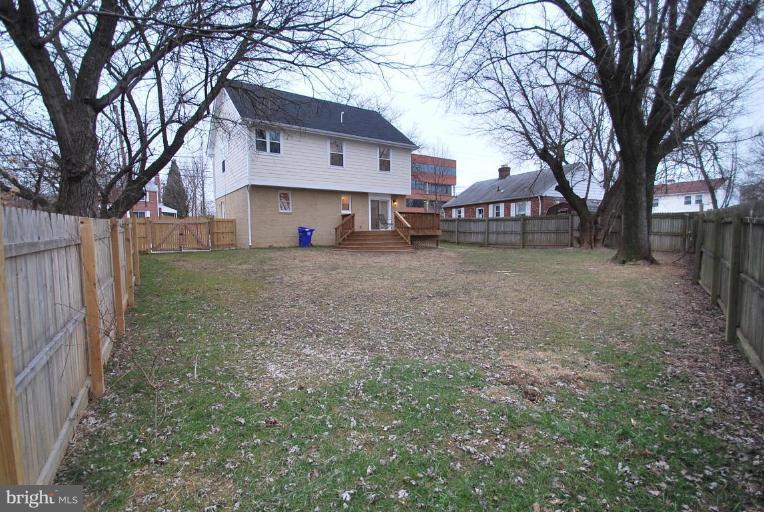 11510 Grandview Avenue Silver Spring, MD 20902 - Photo 6 of 29 Exterior (Rear)