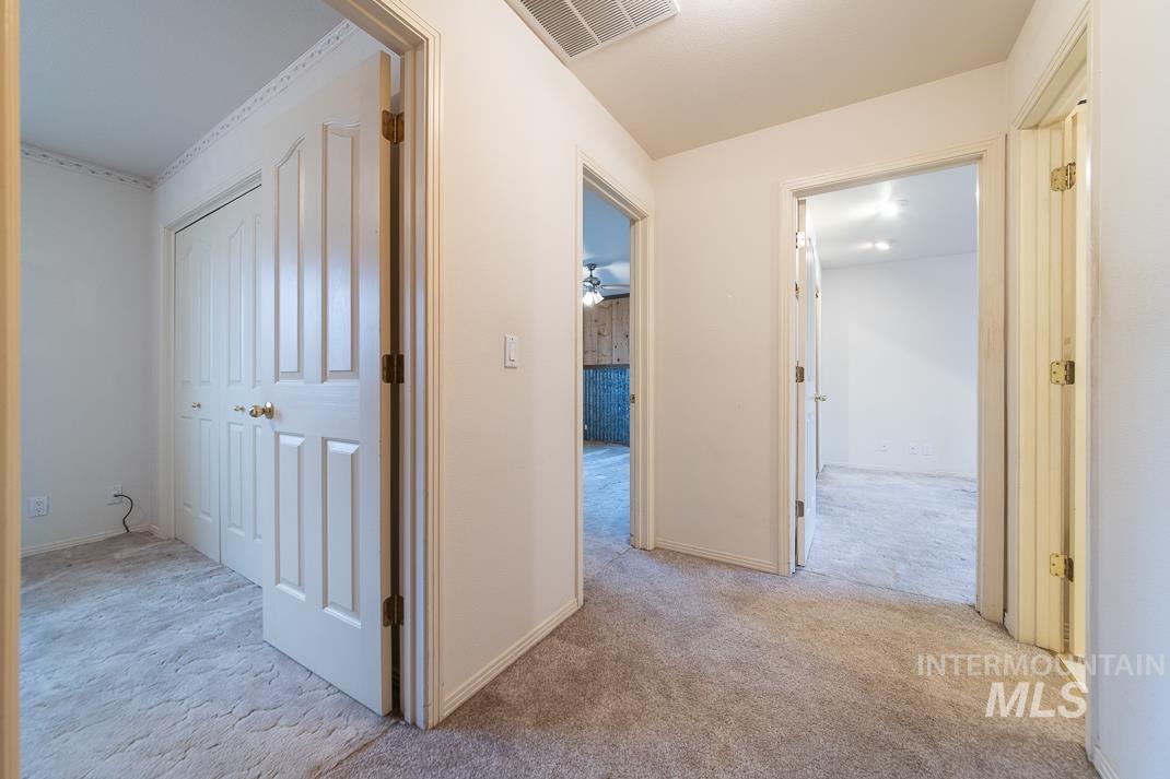 16517 Madison Road Nampa, ID 83687 - Photo 15 of 26 Hall featuring light carpet