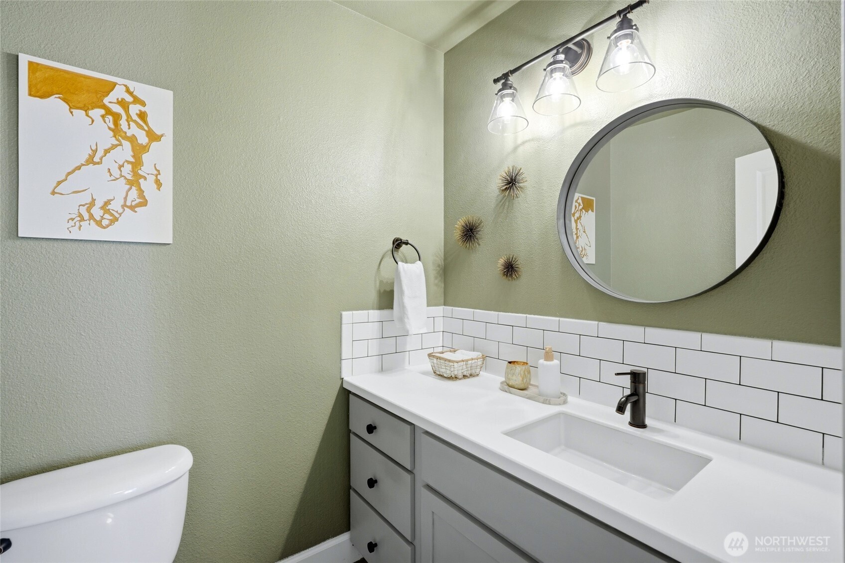 8025 234th Street Southwest, Unit 120 Edmonds, WA 98026 - Photo 17 of 31