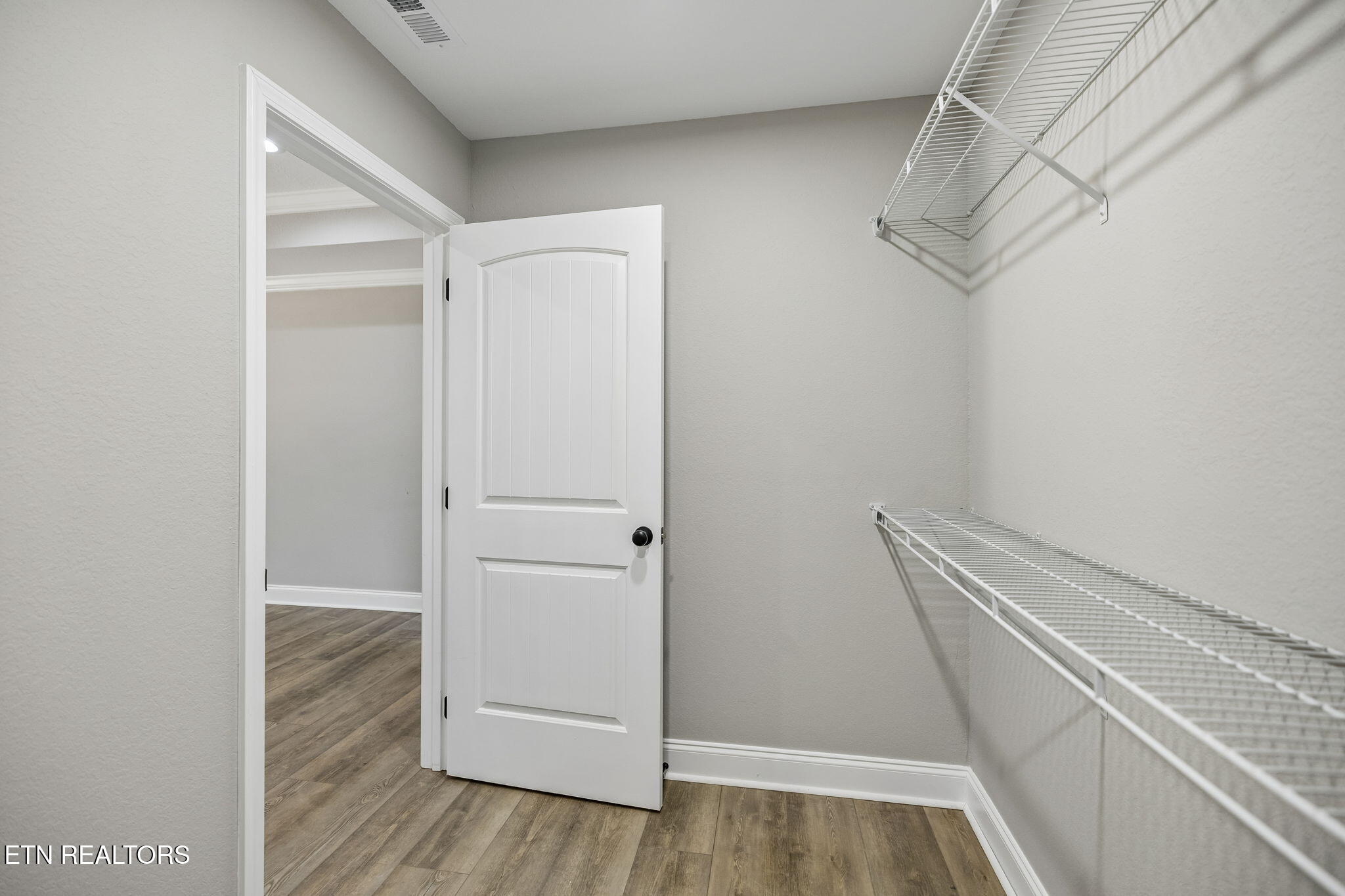 806 Johnson Road Maryville, TN 37804 - Photo 17 of 43 Walk in Closet