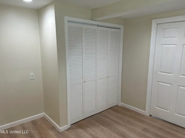 $1,725 | 111 Linda Circle, Ocean Springs, MS 39564