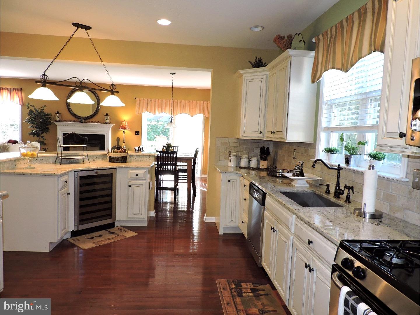 46 Evergreen Road Eagleville, PA 19403 - Photo 4 of 25 Kitchen