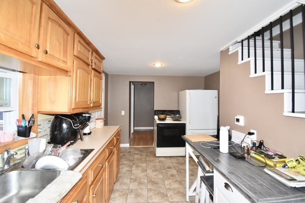 338 Wilbraham Road Hampden, MA 01036 - Photo 10 of 39