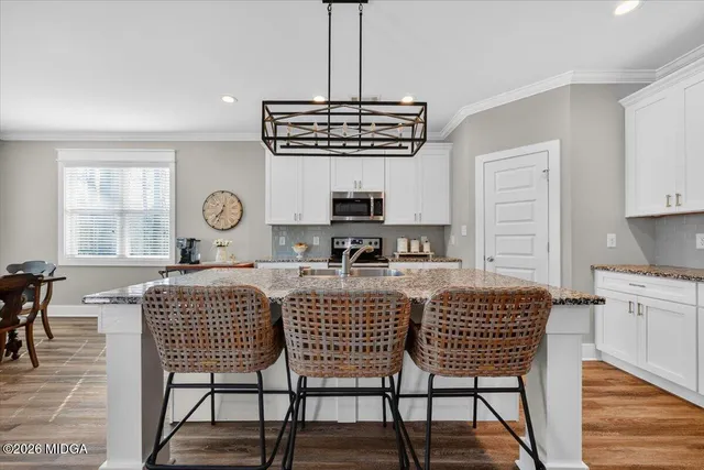 $329,900 | 810 Holly Ridge Drive, Gray, GA 31032