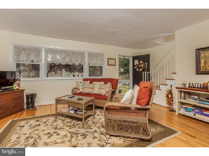 1534 Prospect Ridge Boulevard Haddon Heights, NJ 08035 - Photo 4 of 25