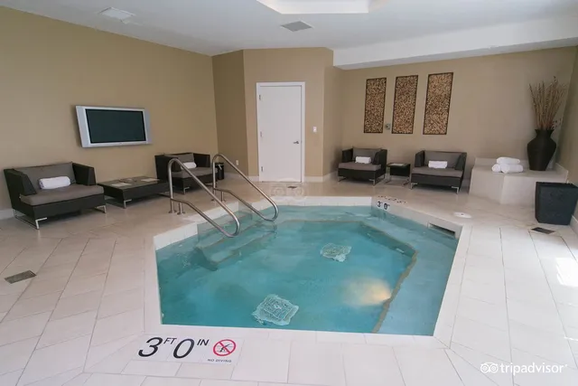 $144,000 | 269 Fontana Boulevard, Unit 2678, Fontana, WI 53125