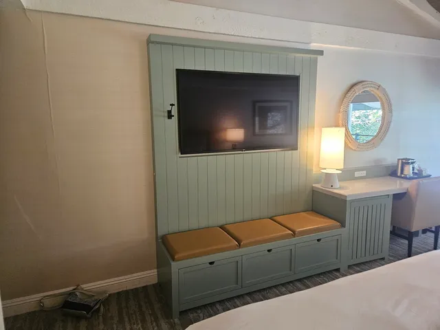 $144,000 | 269 Fontana Boulevard, Unit 2678, Fontana, WI 53125