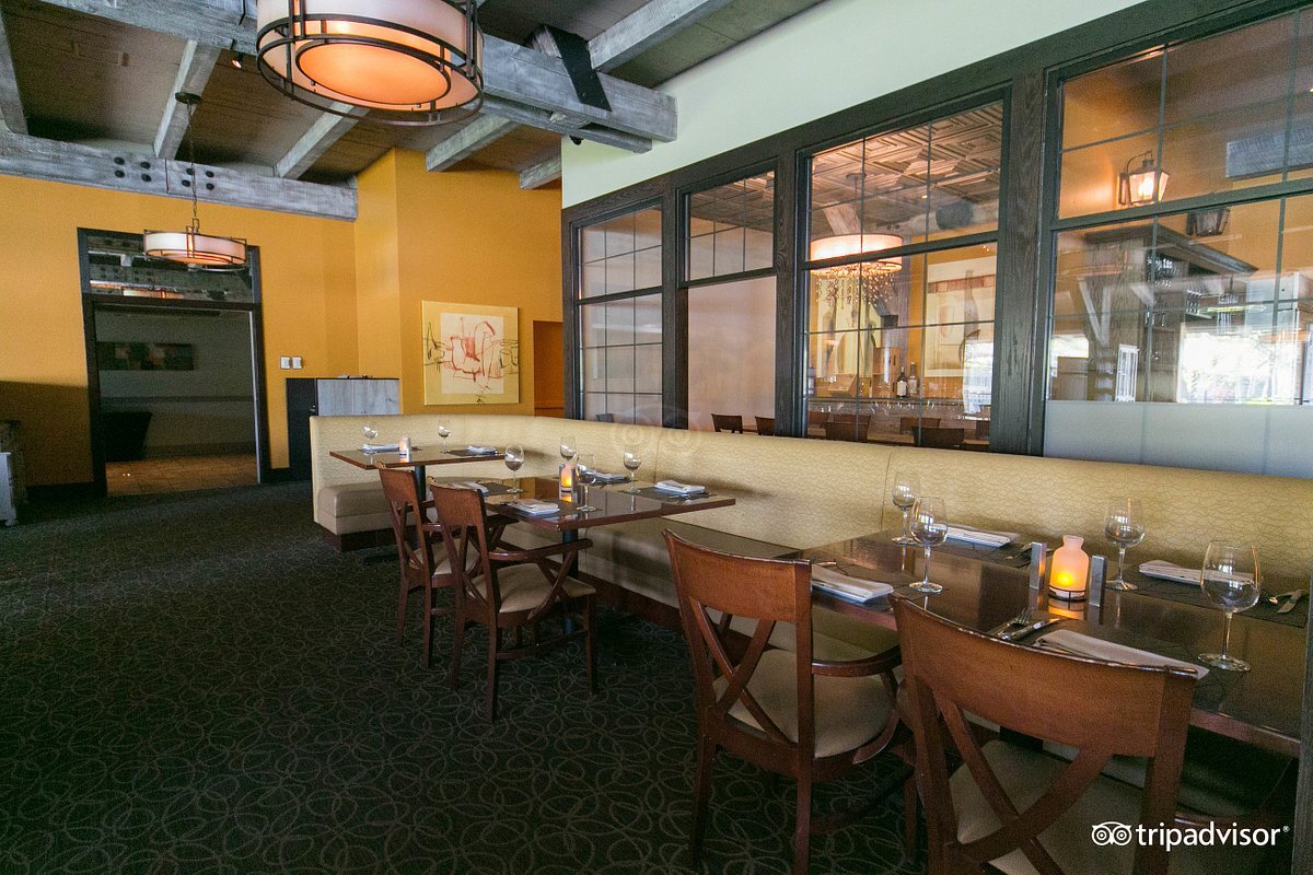 269 Fontana Boulevard, Unit 2678 Fontana, WI 53125 - Photo 7 of 17 Photo 5